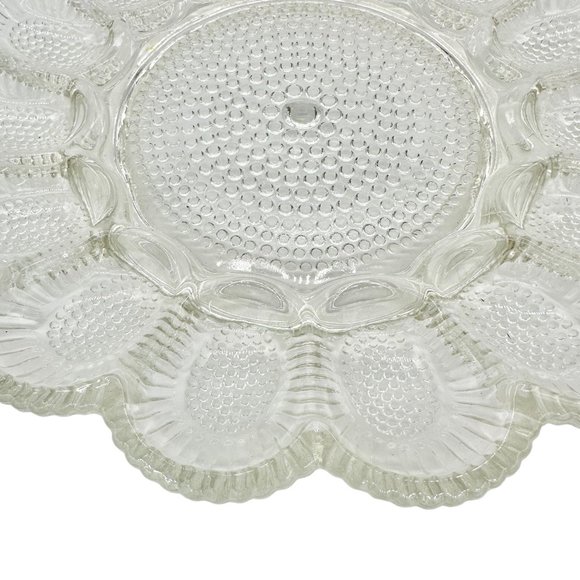 Deviled Eggs Plate Clear Glass Dimpled Holds 15 Eggs 11" Round - Picture 2 of 7